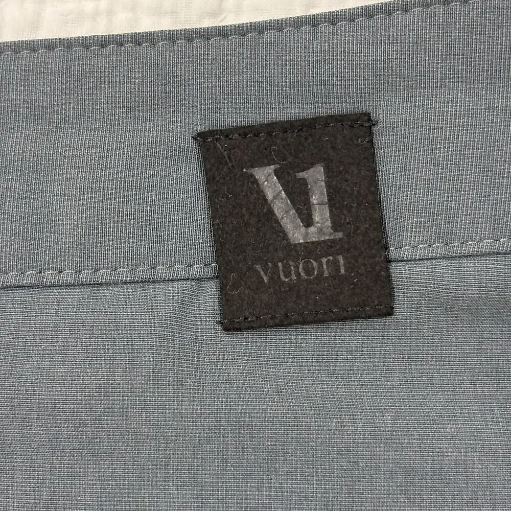 Vuori Aim Short Mens Size 33 Charcoal Gray Performance Chino Shorts V368